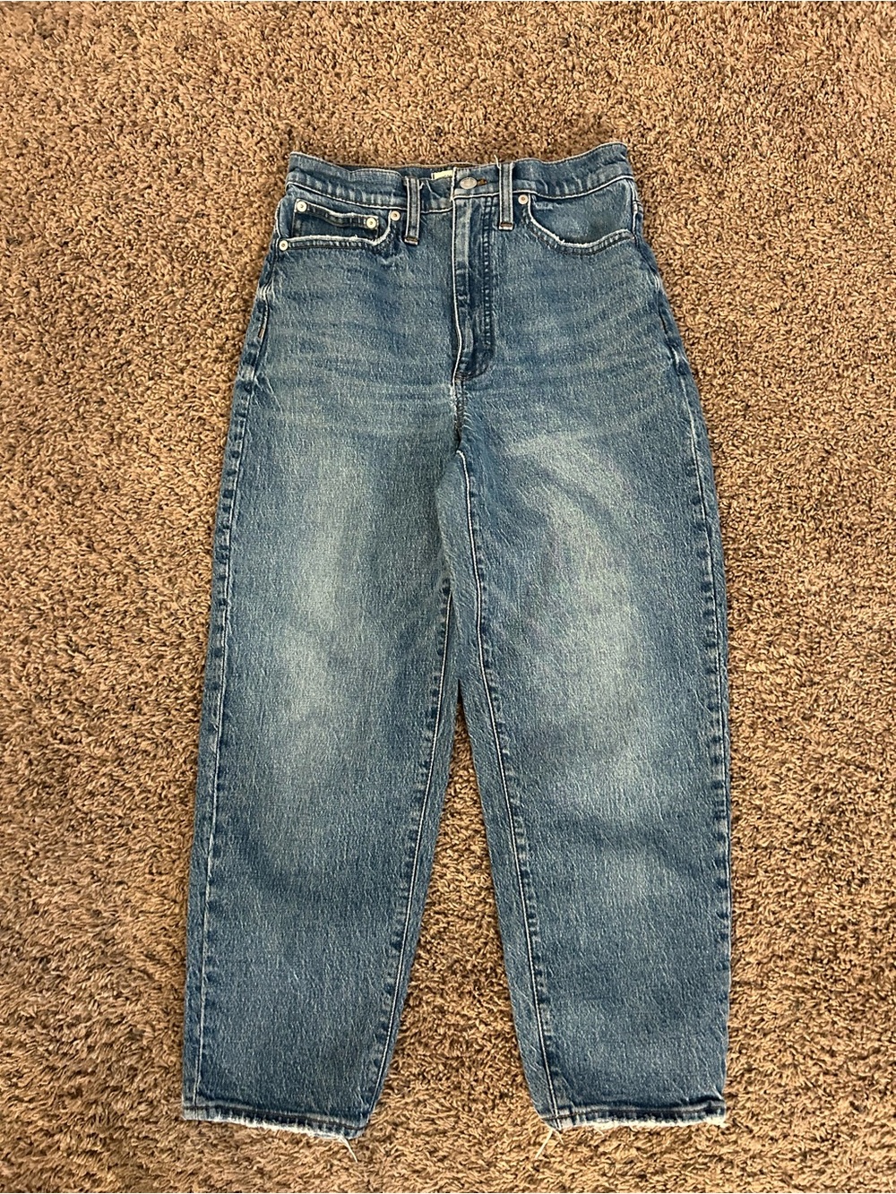 Madewell size 26 balloon jeans